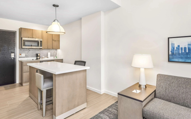 Double Suite