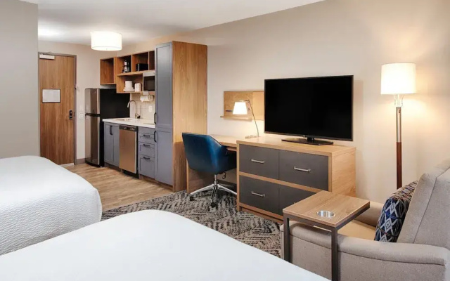 Quadruple Suite