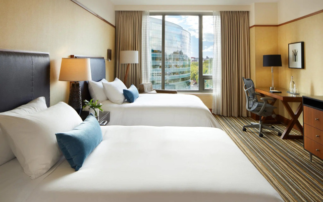 Standard Double room with city view