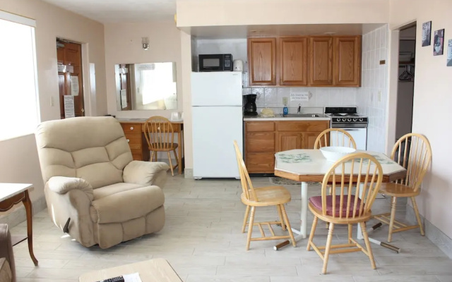 Quadruple Apartment