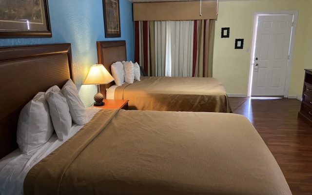 Quadruple Suite