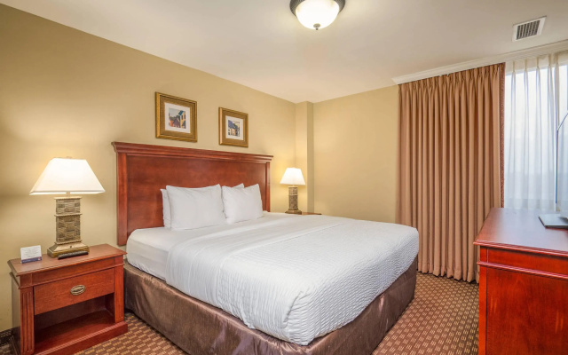 Double Suite