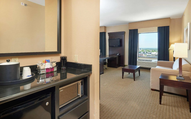 Double Suite