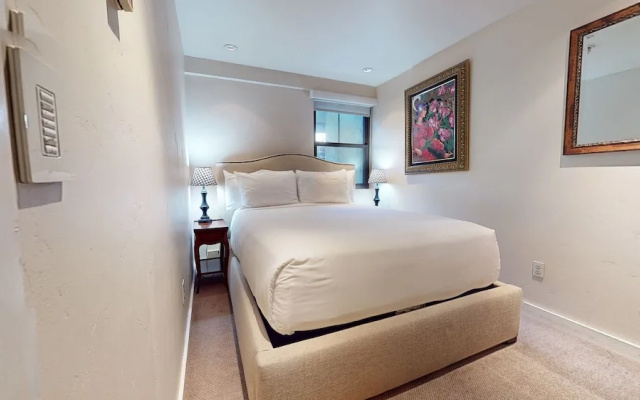 1 Bedroom Standard room with balcony