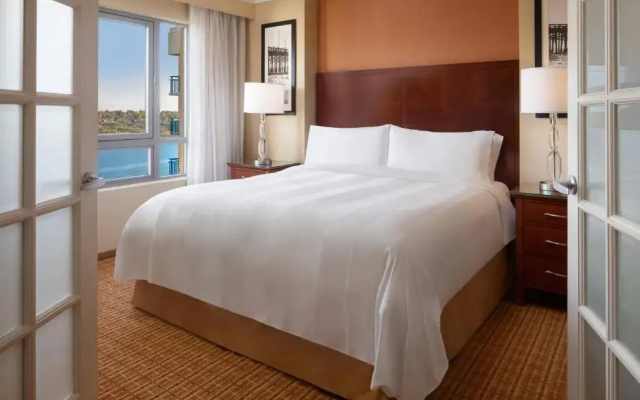 1 Bedroom Double Suite with bay view