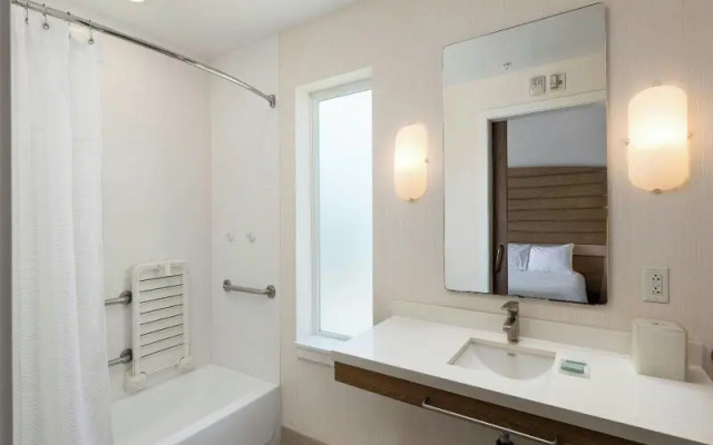 Standard Quadruple room with balcony