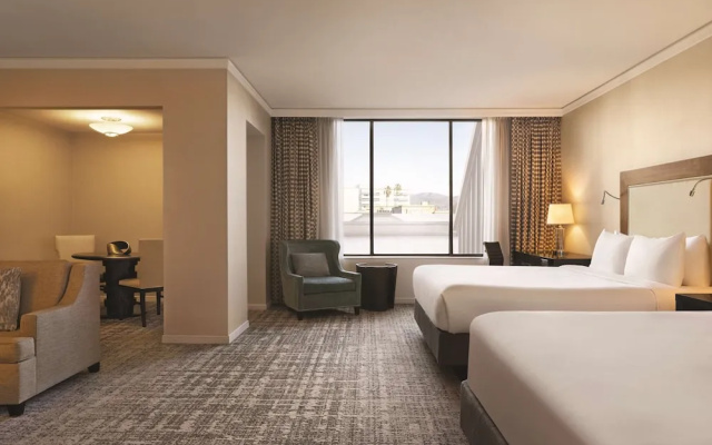Quadruple Junior Suite