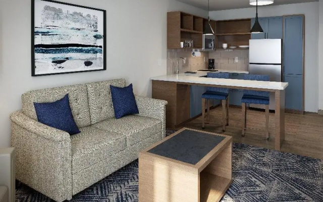 1 Bedroom Suite