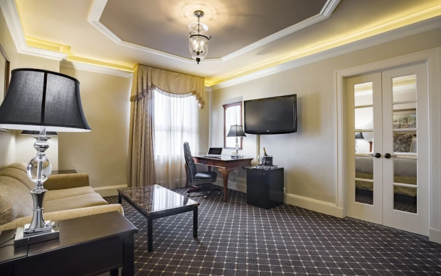 Double Suite