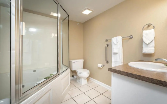 2 Bedrooms Apartment