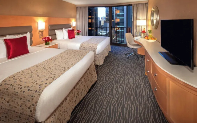 Premier Quadruple room with balcony and with city view