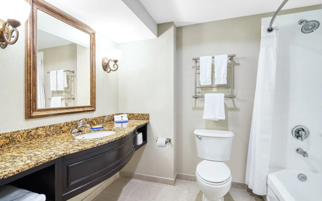 Double Suite