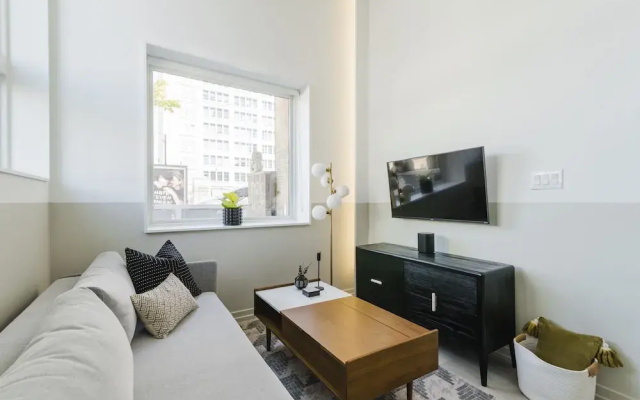 Apartment with balcony
