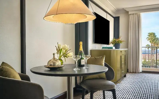 1 Bedroom Standard room with balcony and with garden view