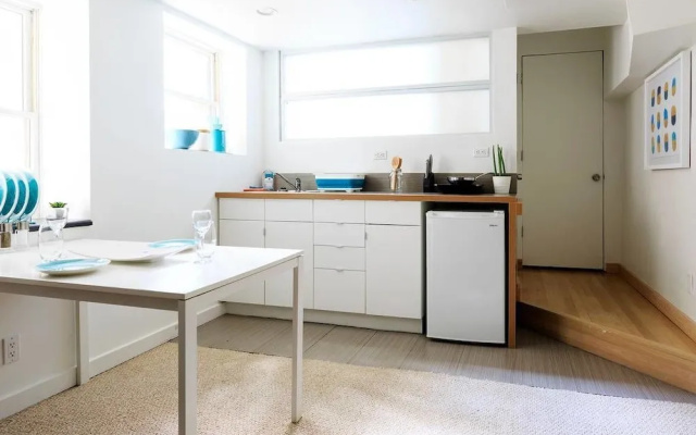 1 Bedroom Apartment with balcony