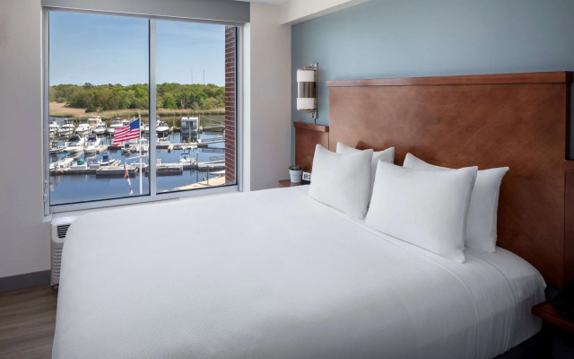 Double room with water view