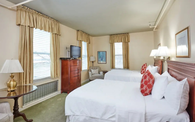 Standard Quadruple room with river view