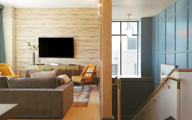Penthouse Suite