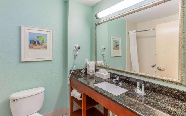 Quadruple Suite with courtyard view
