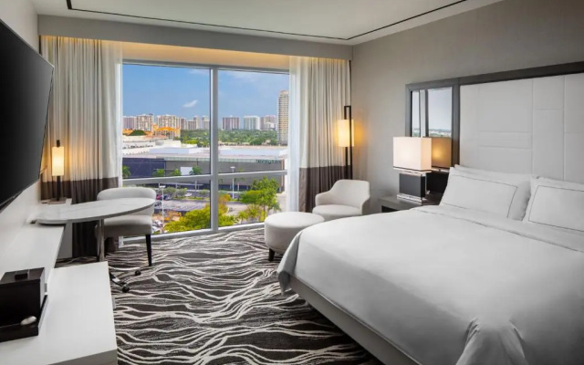 Presidential Hearing Accessible Double Suite