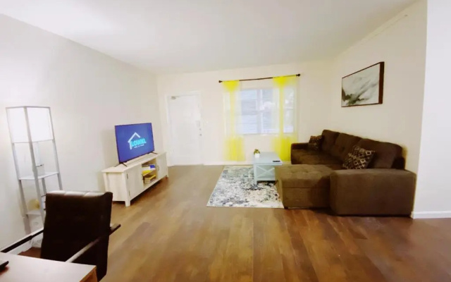 2 Bedrooms Deluxe Apartment