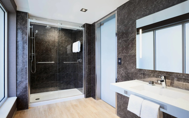 Quadruple Suite