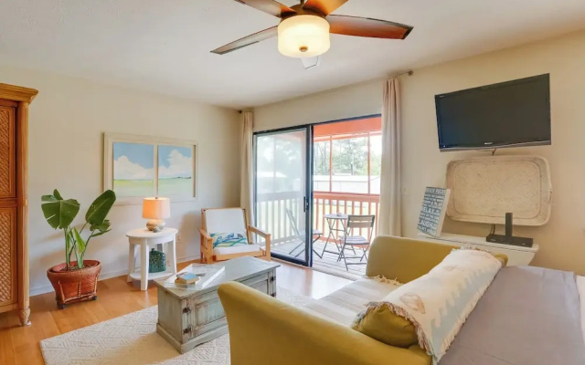 Apartment with balcony