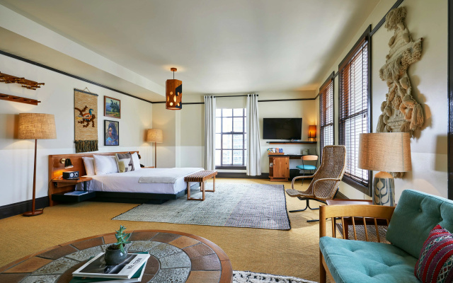 Loft Suite