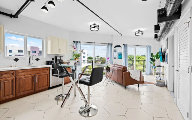 Luxury Suite with river view