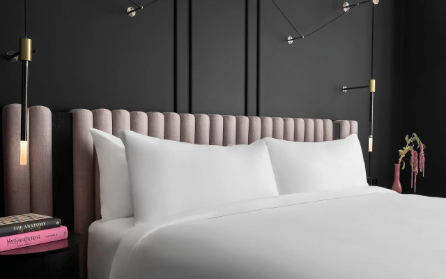 1 Bedroom Executive Double Club Suite