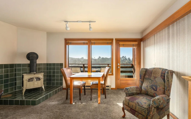 Deluxe Double Studio with balcony and with harbour view