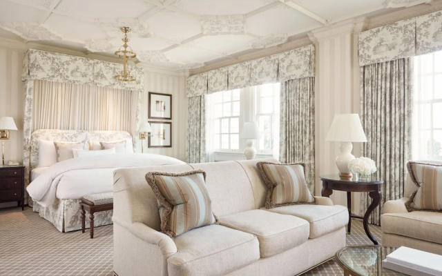 Junior Suite with park view