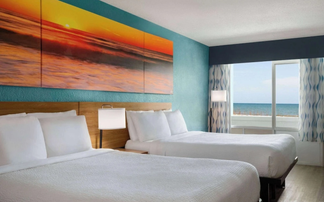 Standard Quadruple Basement room oceanfront