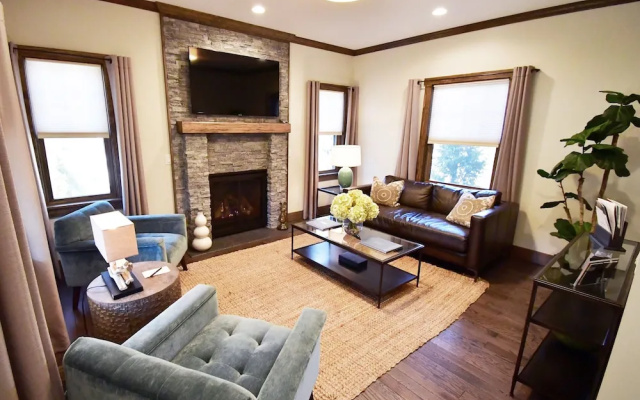 Grand room