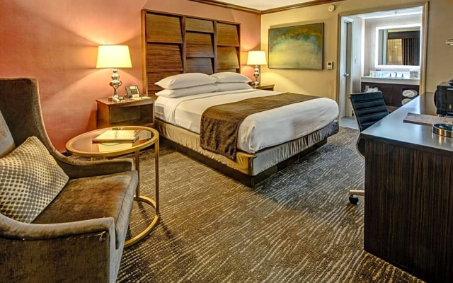 2 Bedrooms Double Suite