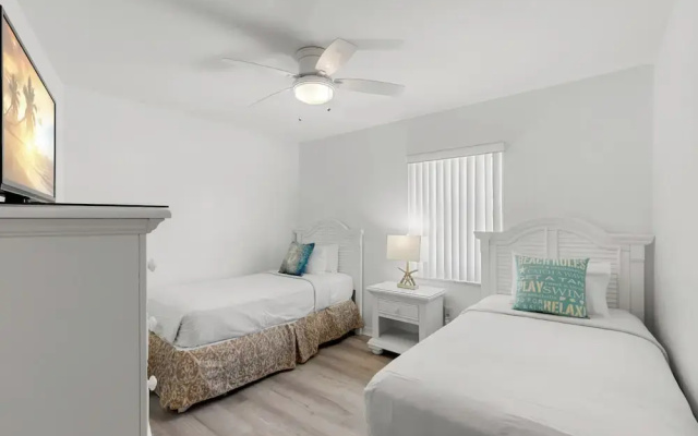 2 Bedrooms Premium room with balcony and with bay view