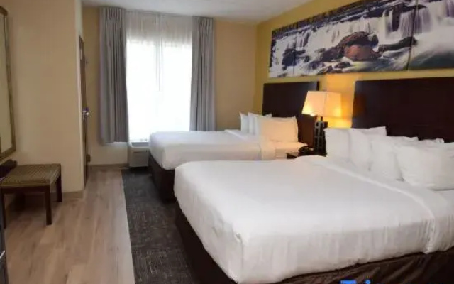 Executive Quadruple Suite