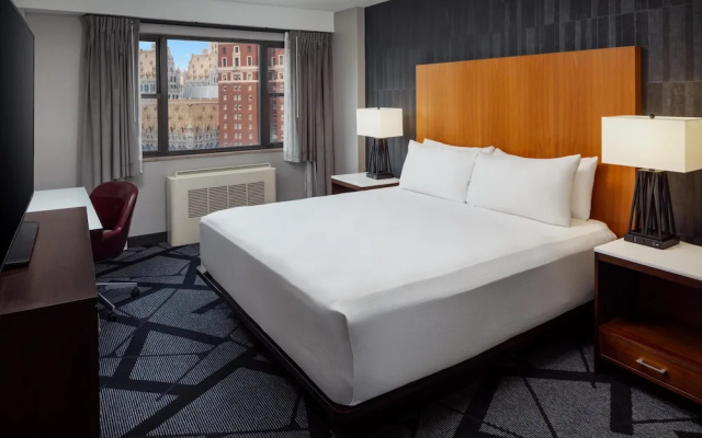 Double room with city view