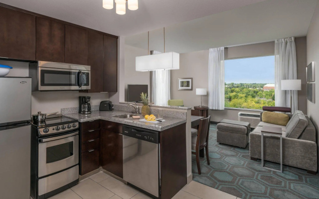 2 Bedrooms Premium Suite with city view