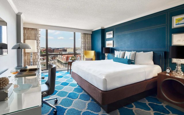 Standard Double room with city view