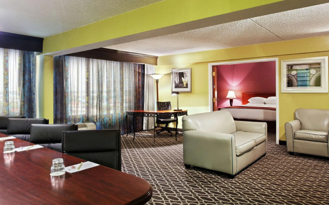 2 Bedrooms Presidential Double Suite