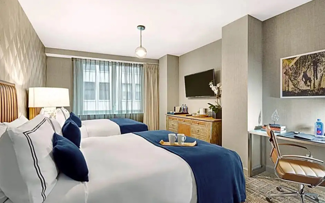 Deluxe Quadruple room