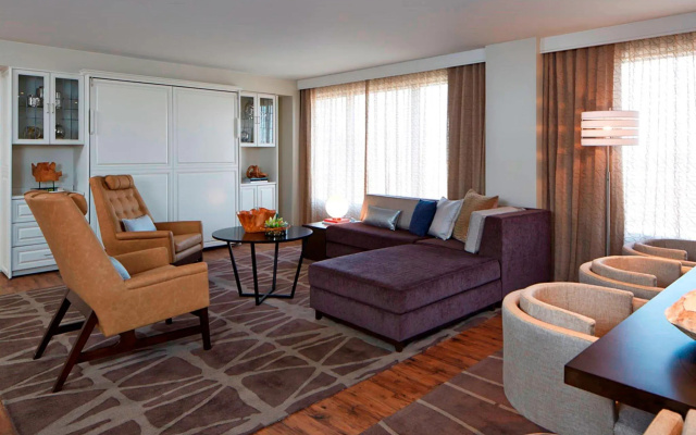 Double Suite