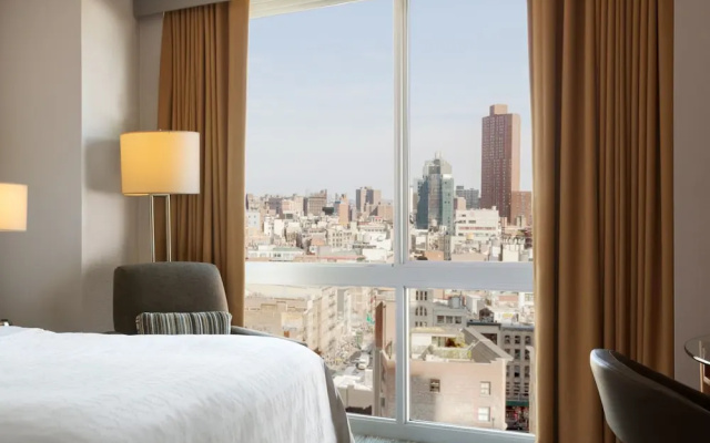 Double room with city view