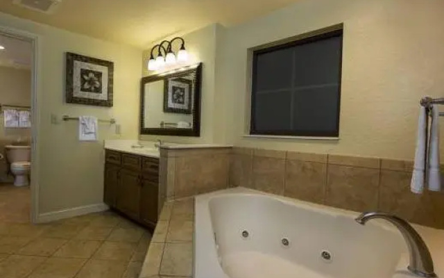 2 Bedrooms Suite