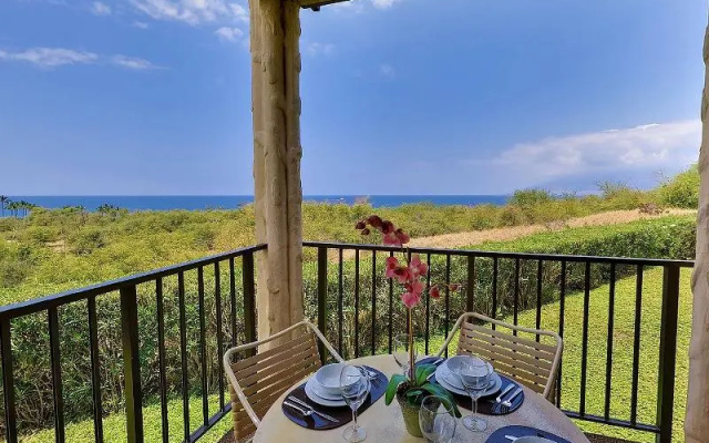 1 Bedroom Suite with balcony and with ocean view