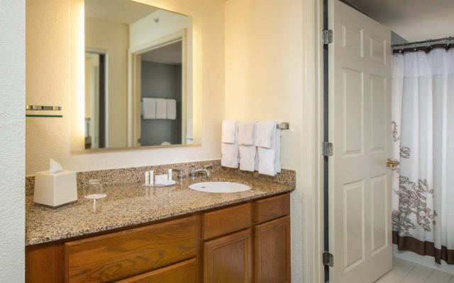2 Bedrooms Suite