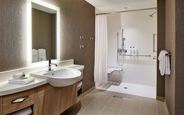 Double Suite