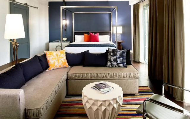 Miracle Double Junior Suite with city view