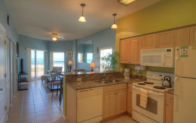 2 Bedrooms Standard room with balcony and with bay view